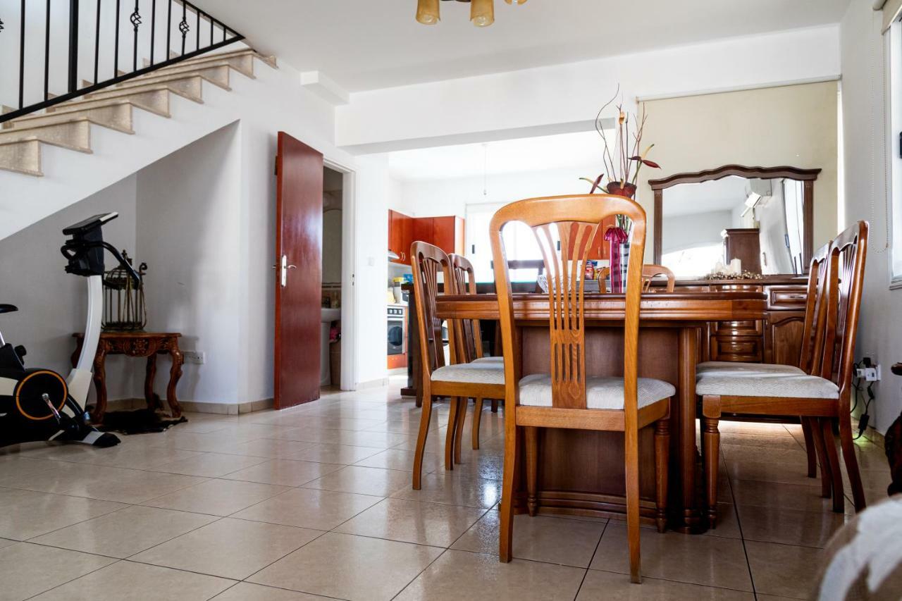Nikoleta House Villa Emba Екстериор снимка