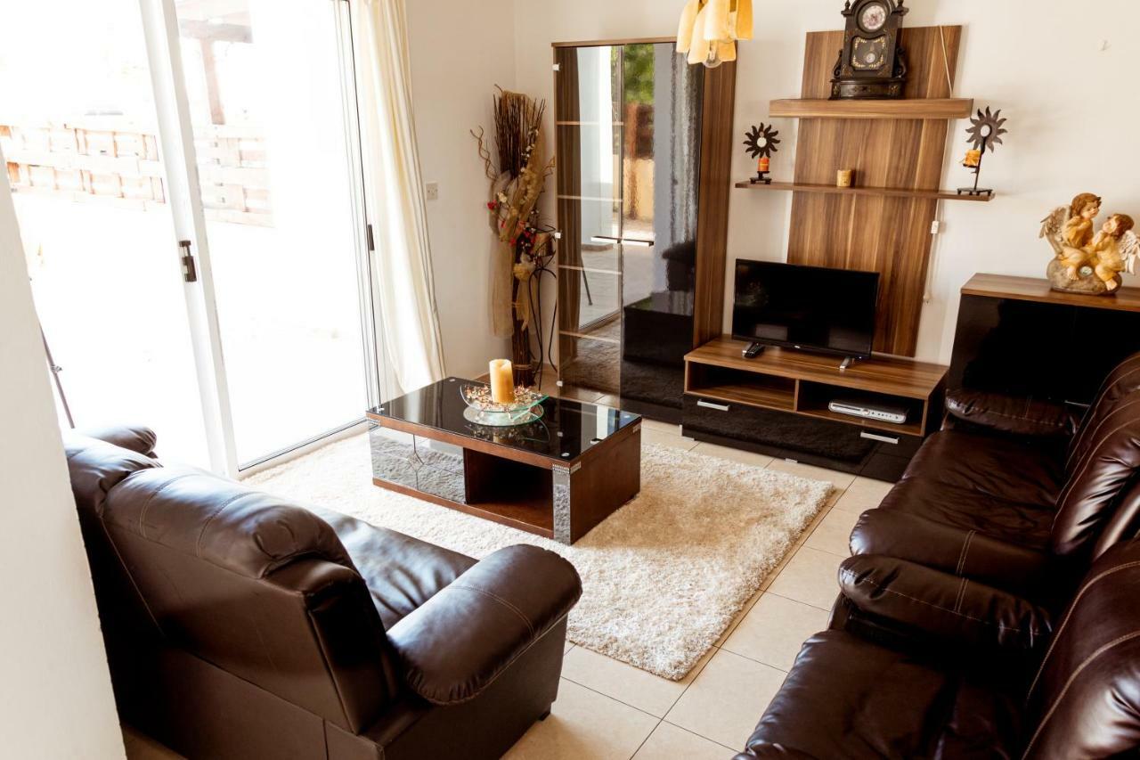 Nikoleta House Villa Emba Екстериор снимка
