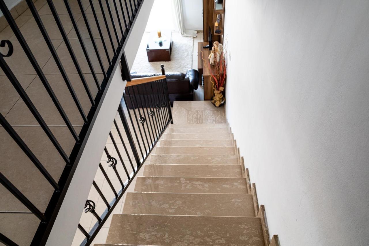 Nikoleta House Villa Emba Екстериор снимка